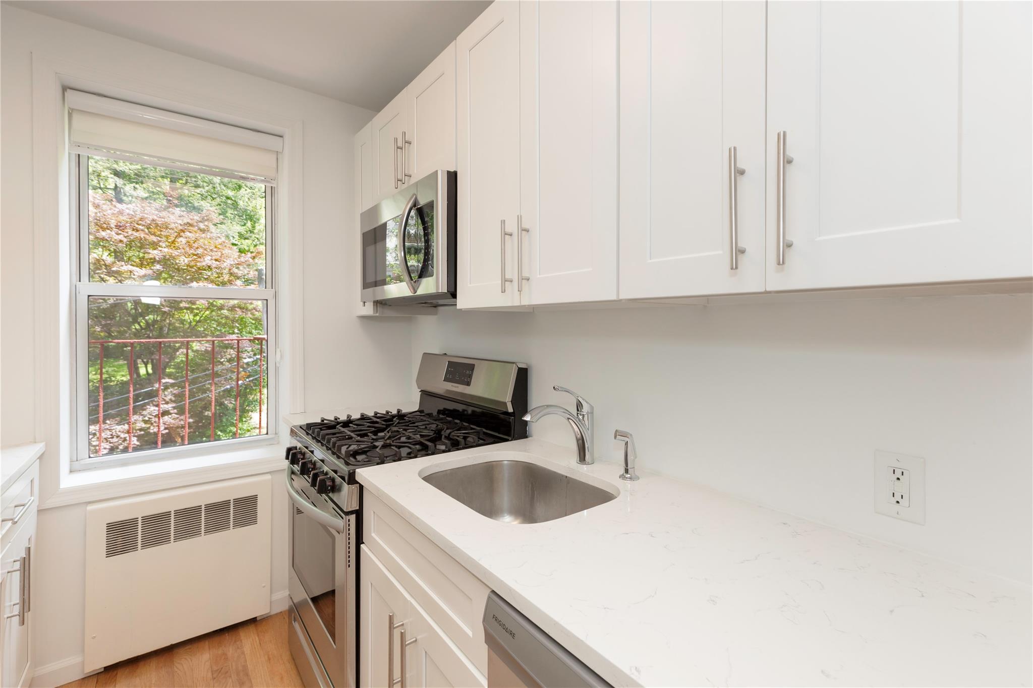 1 Hawley Terrace #5E, Yonkers, New York image 9