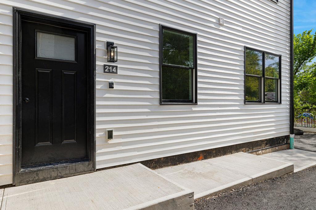 19 Rita Avenue 214