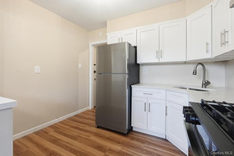 Homes For Sale - 4060 Jerusalem Avenue #1D<br/> Seaford, NY 11783