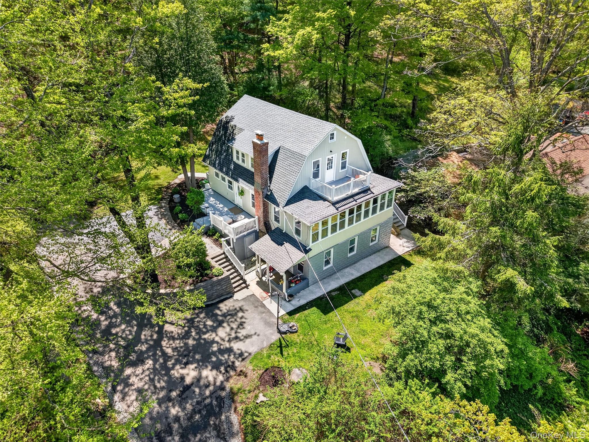 20 Hillside Avenue
