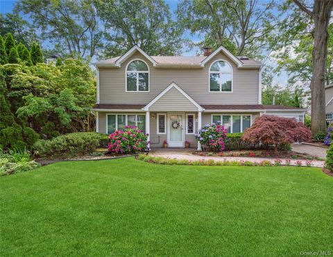 60 Wakefield Avenue Port Washington NY 11050