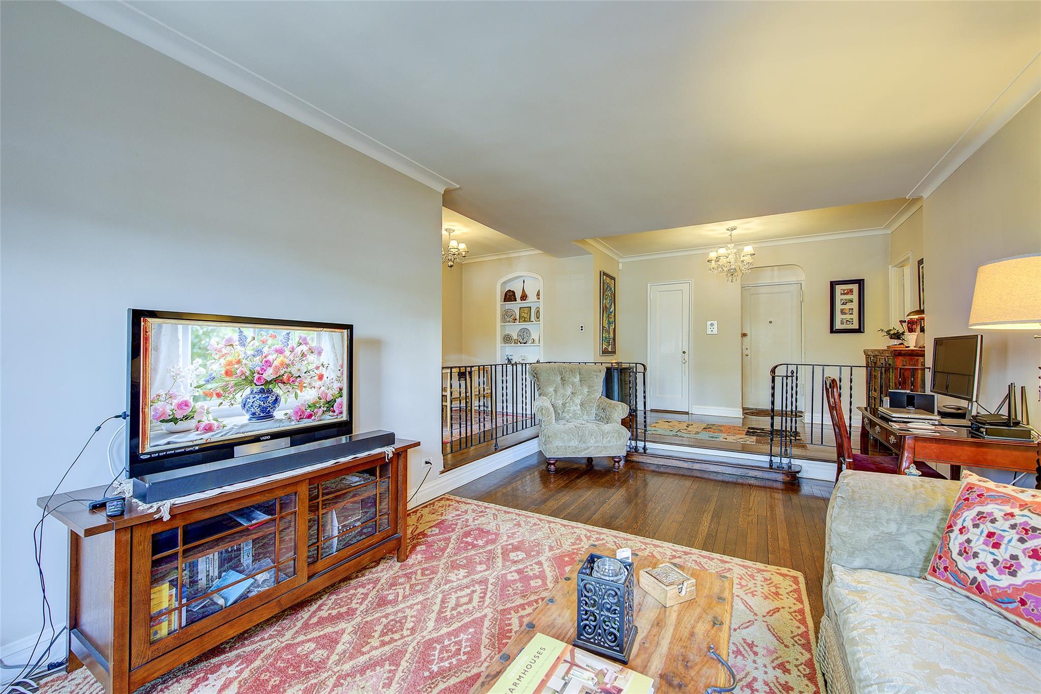 76-36 113th Street #1V, Forest Hills, New York image 8
