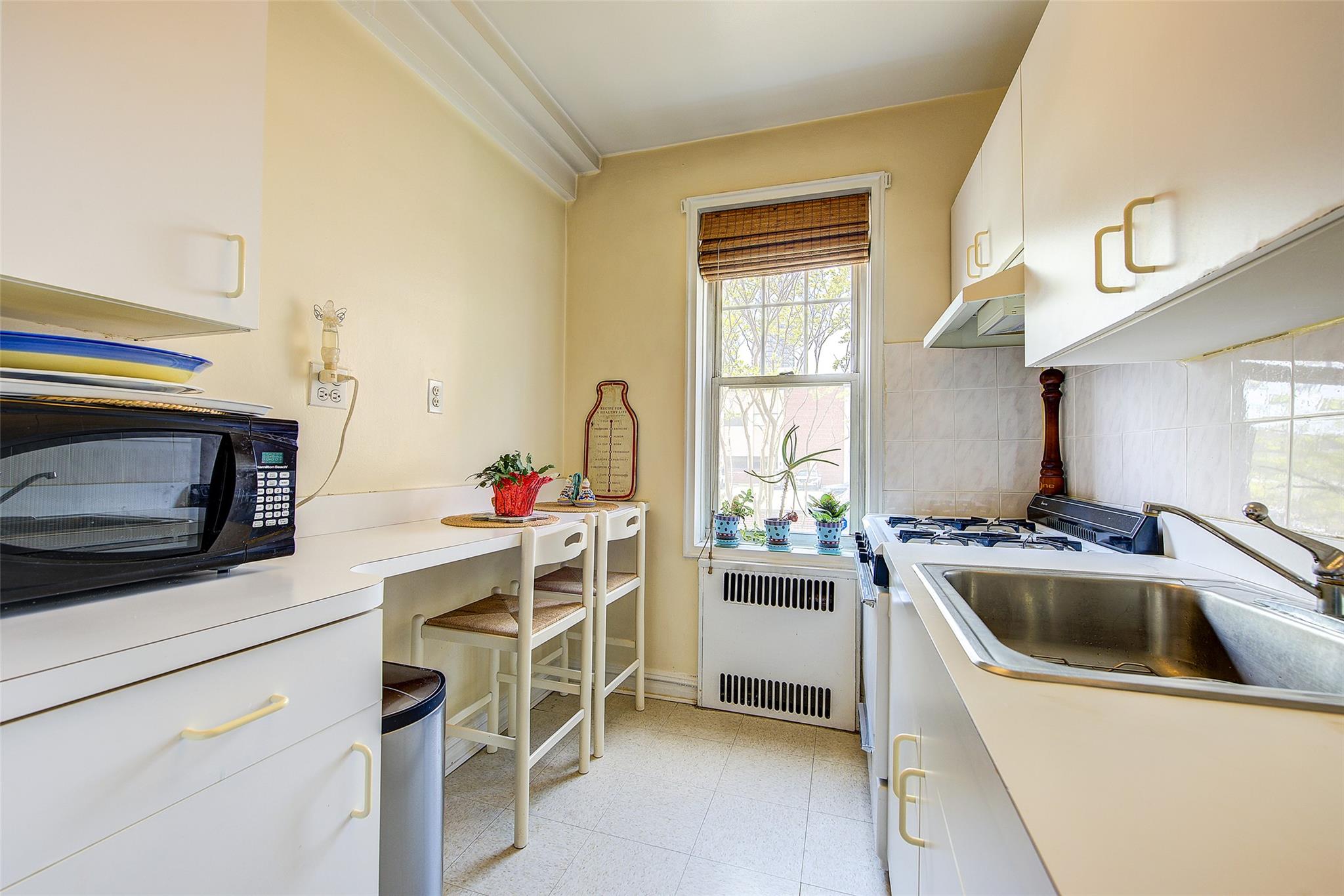 76-36 113th Street #1V, Forest Hills, New York image 16