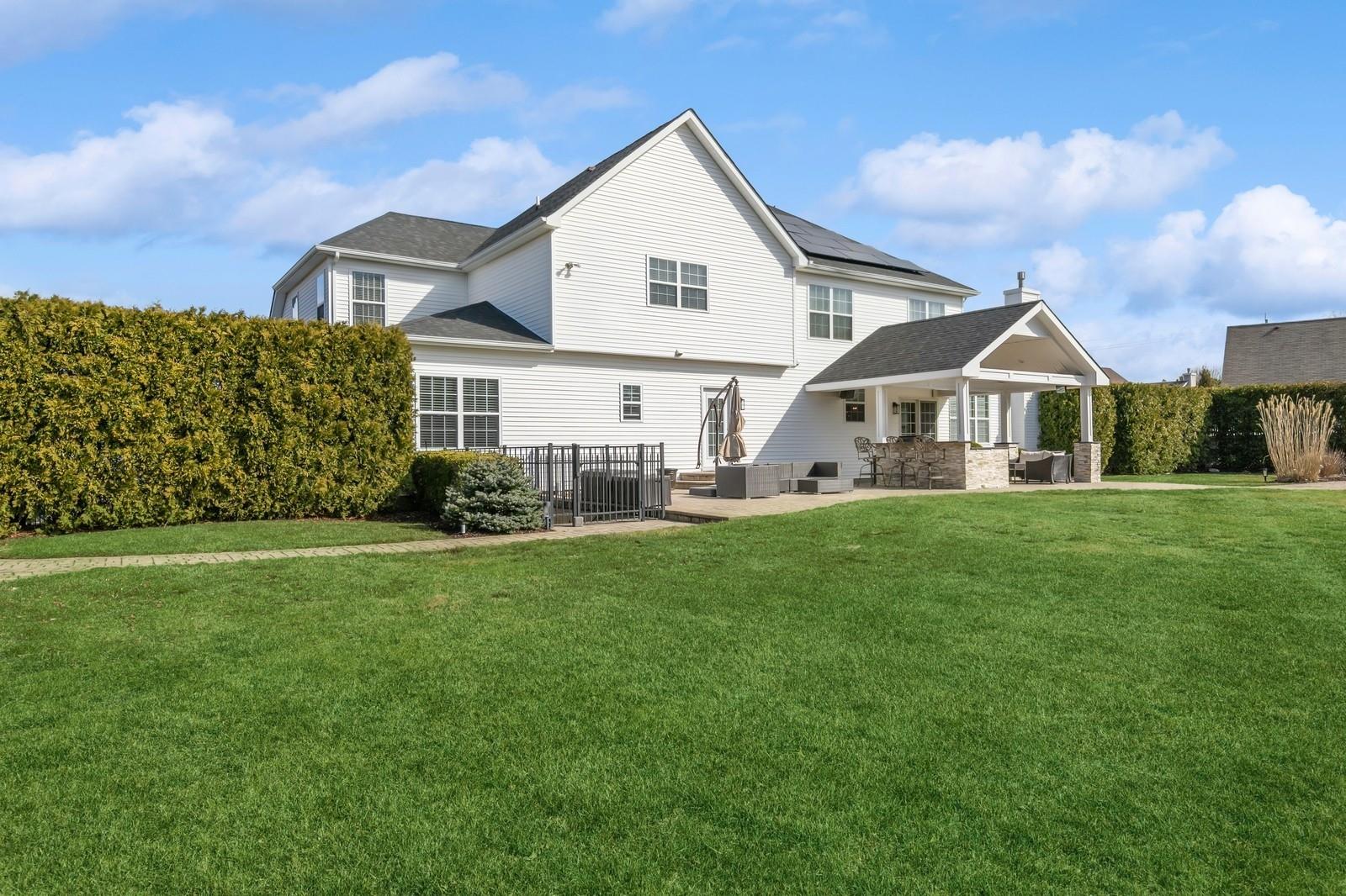 4 Clayton Court, Shoreham, New York image 3