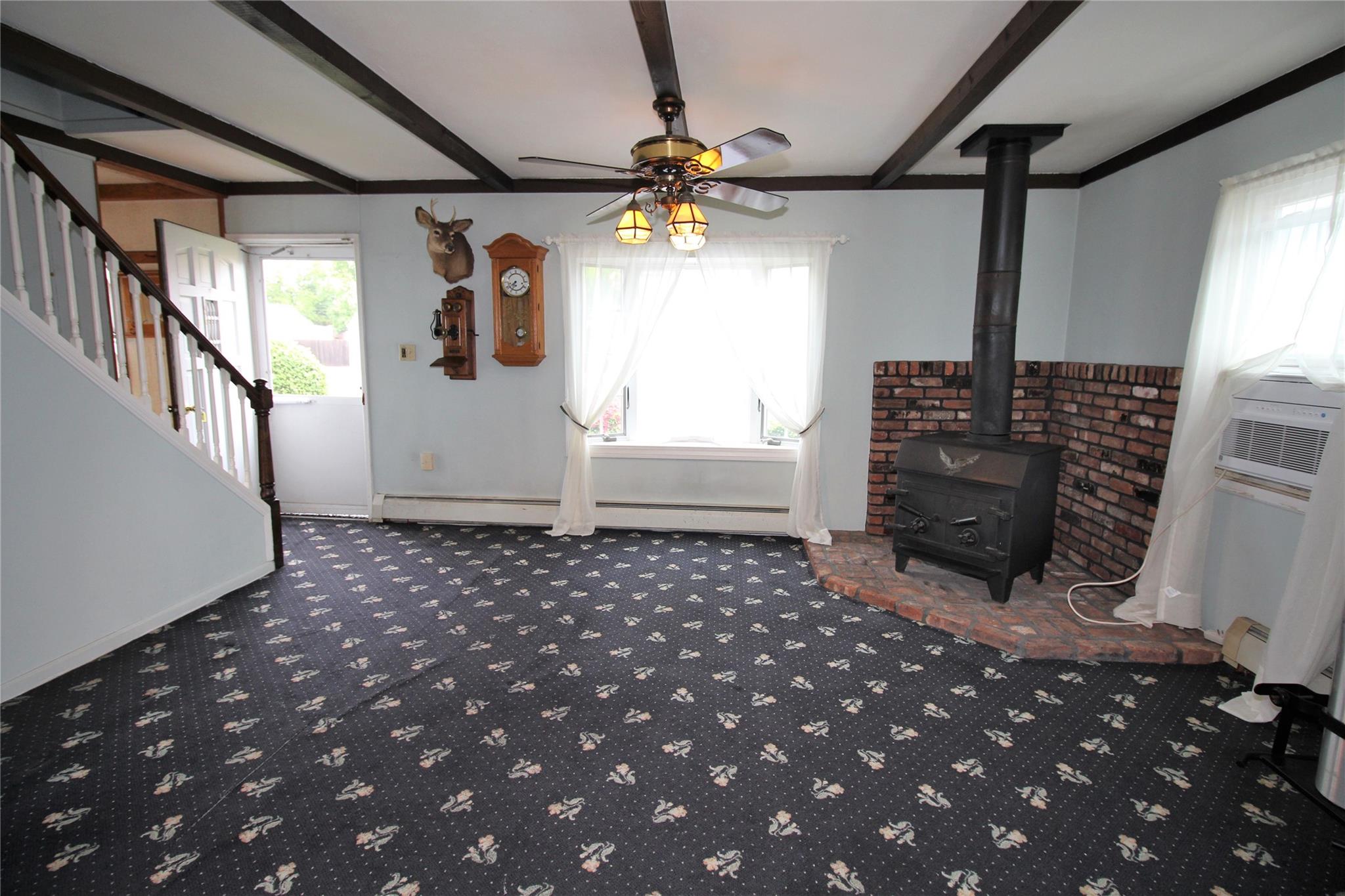 44 Meadow Lane, Levittown, New York image 5