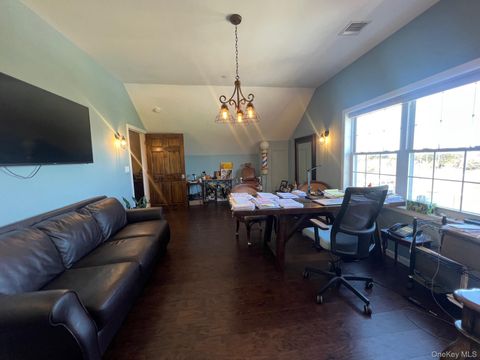 5720 Old Sunrise Highway Massapequa NY 11758