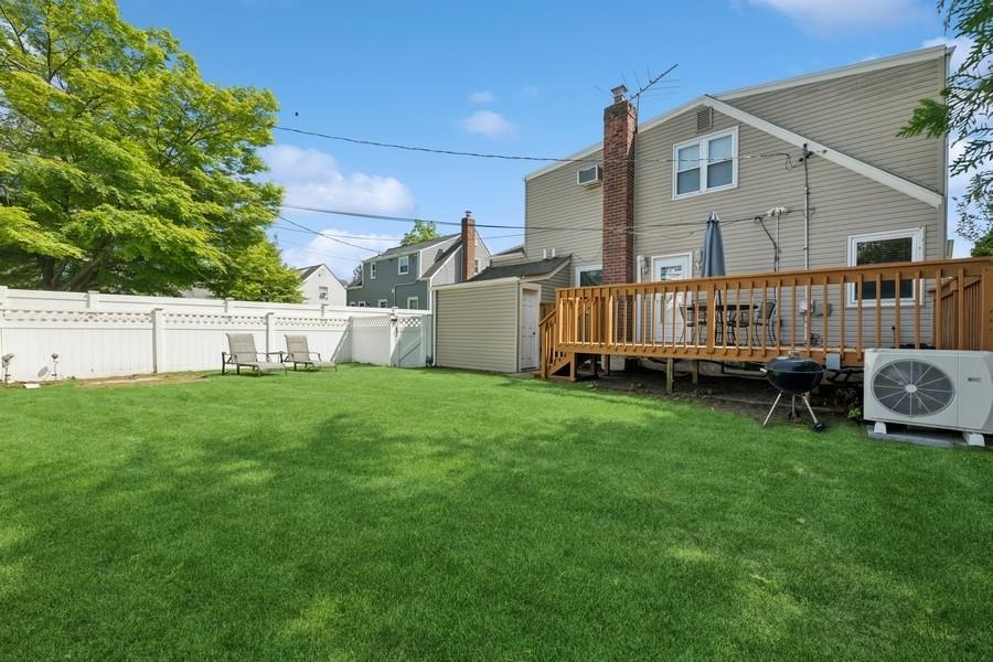 37 Remson Street, Valley Stream, New York image 22