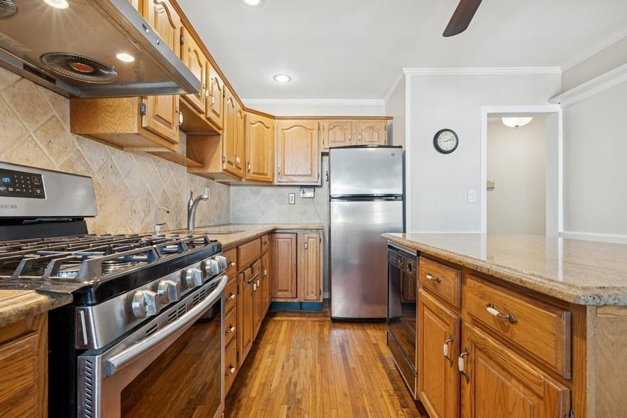 37 Remson Street, Valley Stream, New York image 8
