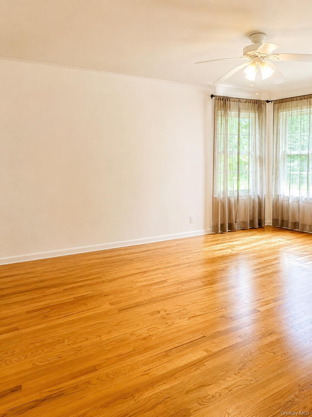 183 White Road