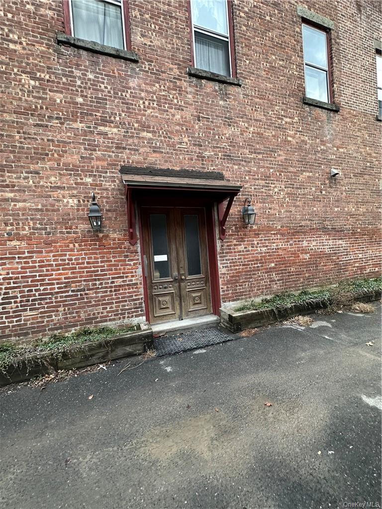165 Ulster Avenue 6