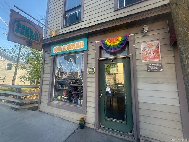 9 Main Street