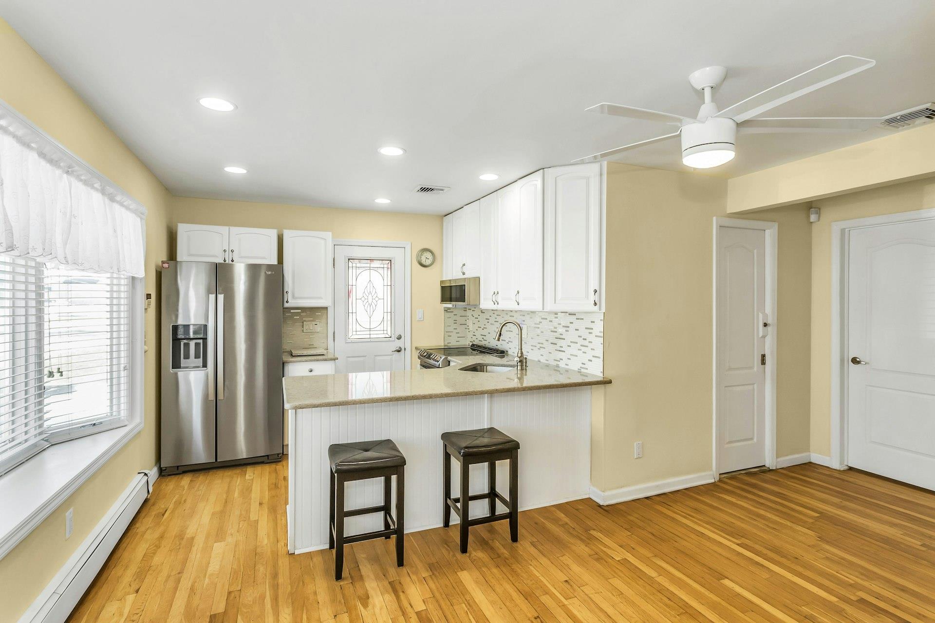 424 Hilda Street, East Meadow, New York image 5