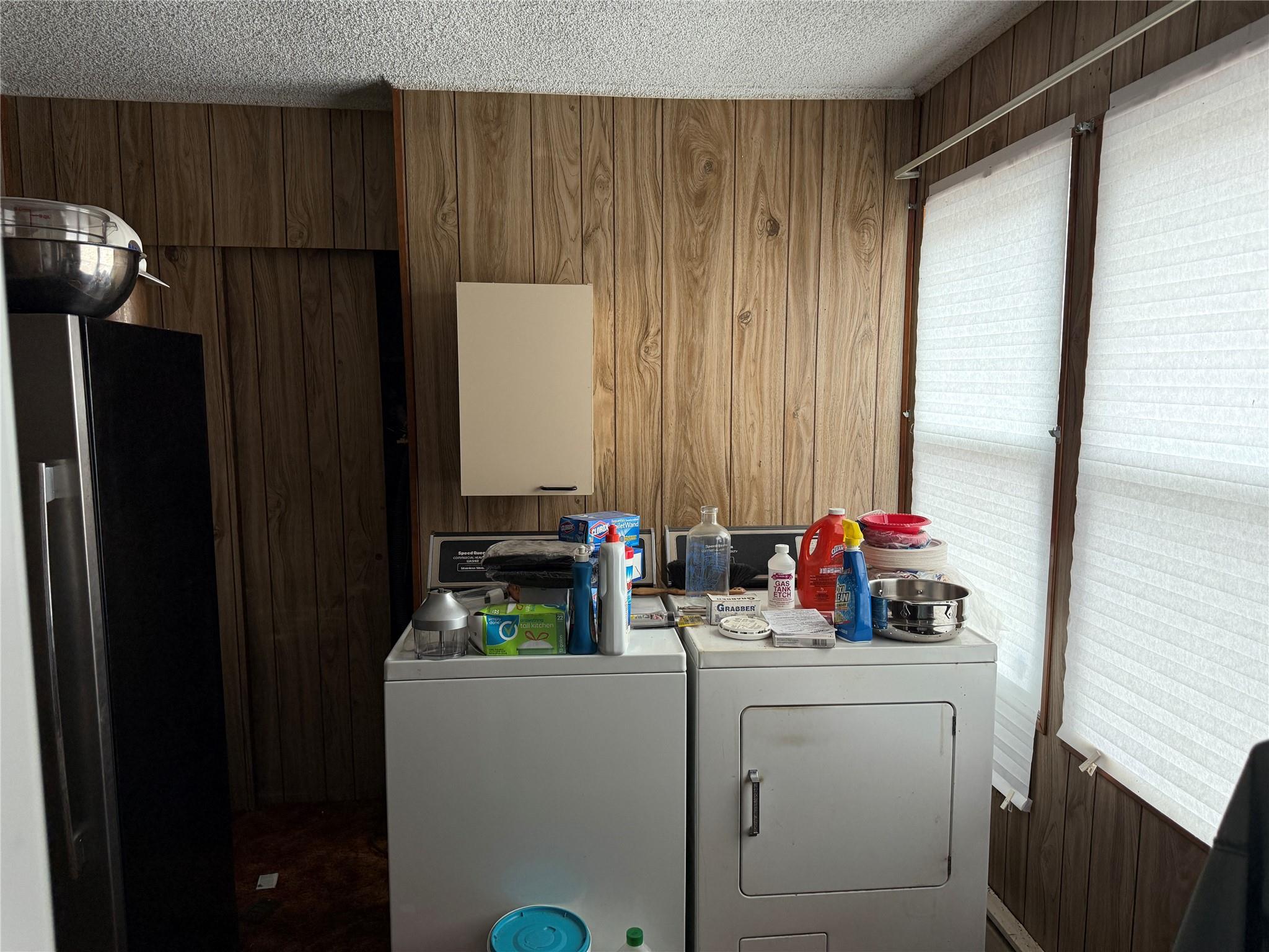89 Manor Drive, Shirley, New York image 11