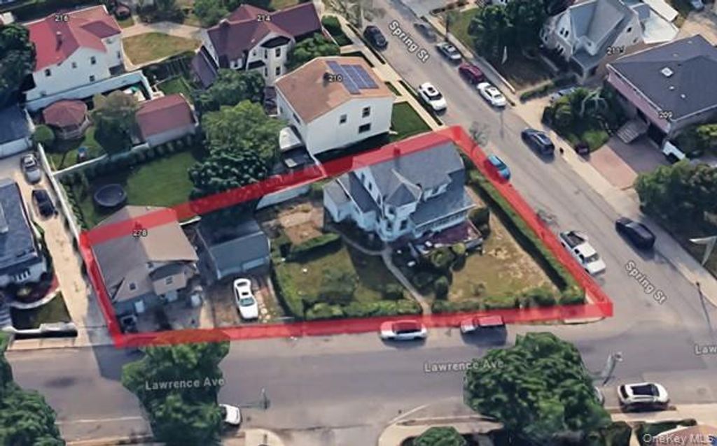 Photo of 274 Lawrence Avenue, Lawrence, NY 11559 (MLS # 962637)