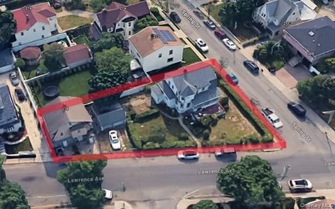 Homes For Sale - 274 Lawrence Avenue<br/> Lawrence, NY 11559