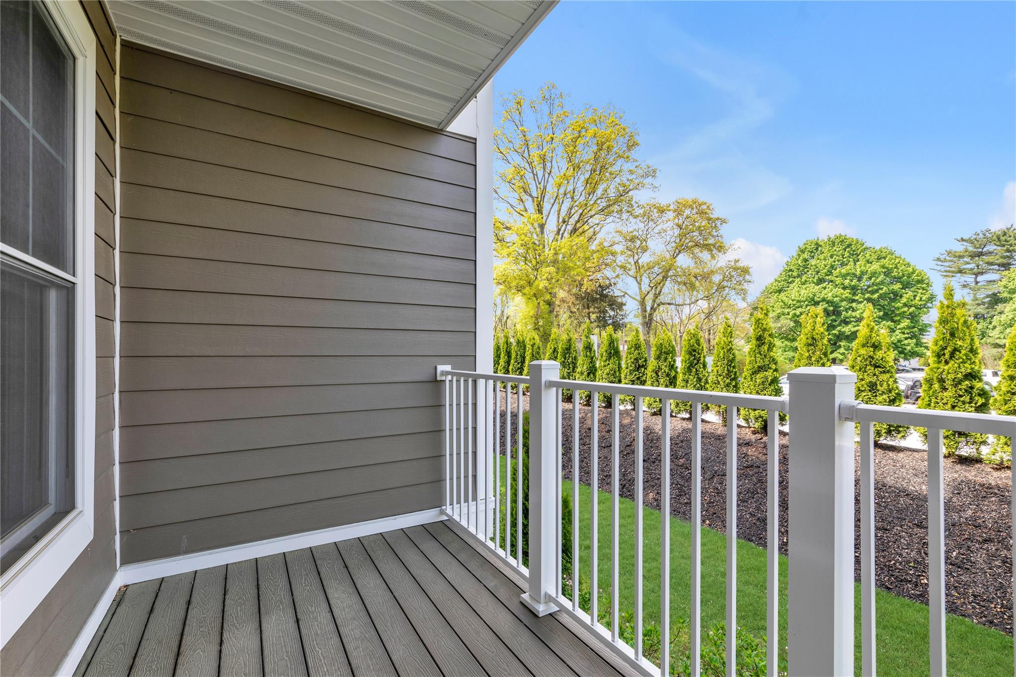 17101 Aspenwood Drive, Plainview, New York image 11