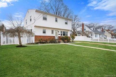 299 28th Street Copiague NY 11726