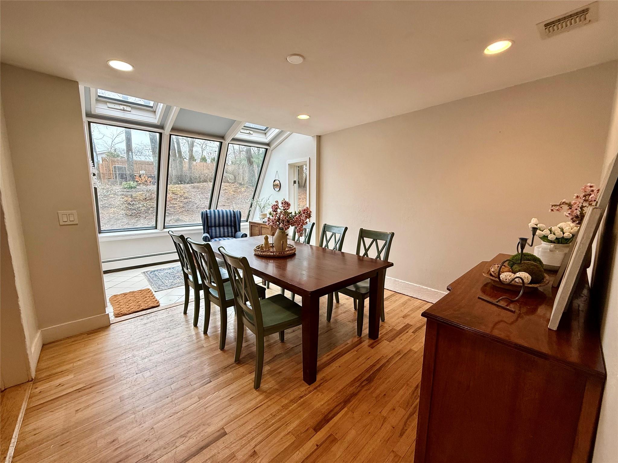 14 Merlin Lane, East Setauket, New York image 12