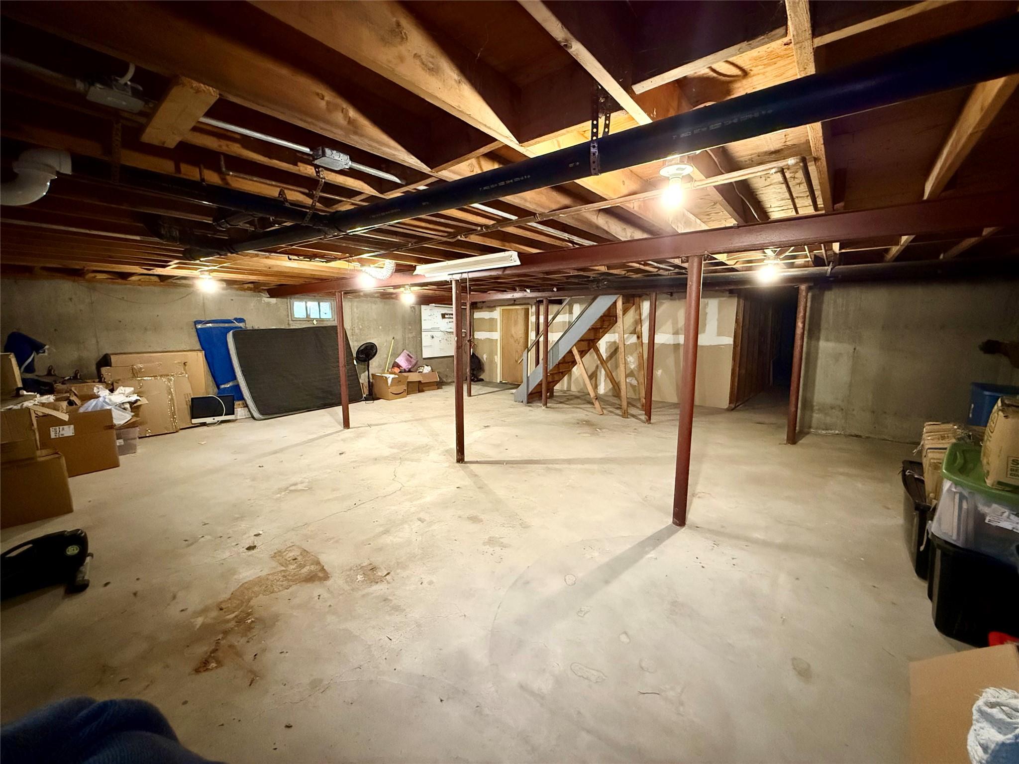 14 Merlin Lane, East Setauket, New York image 39
