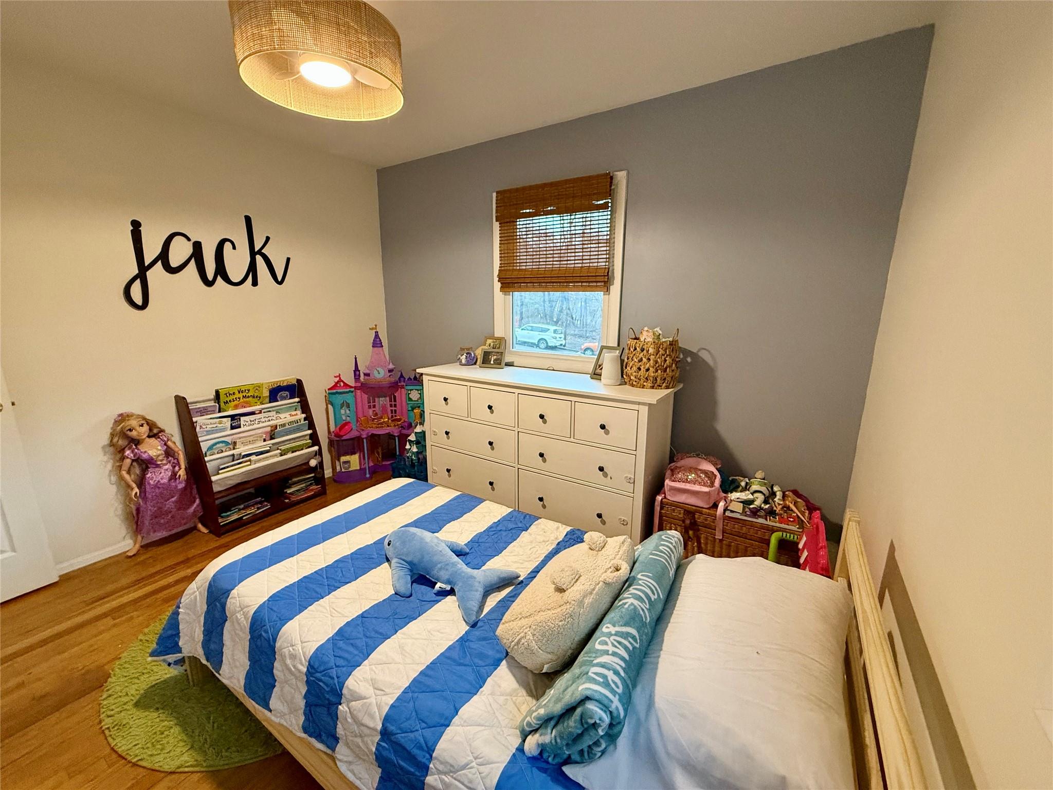 14 Merlin Lane, East Setauket, New York image 30