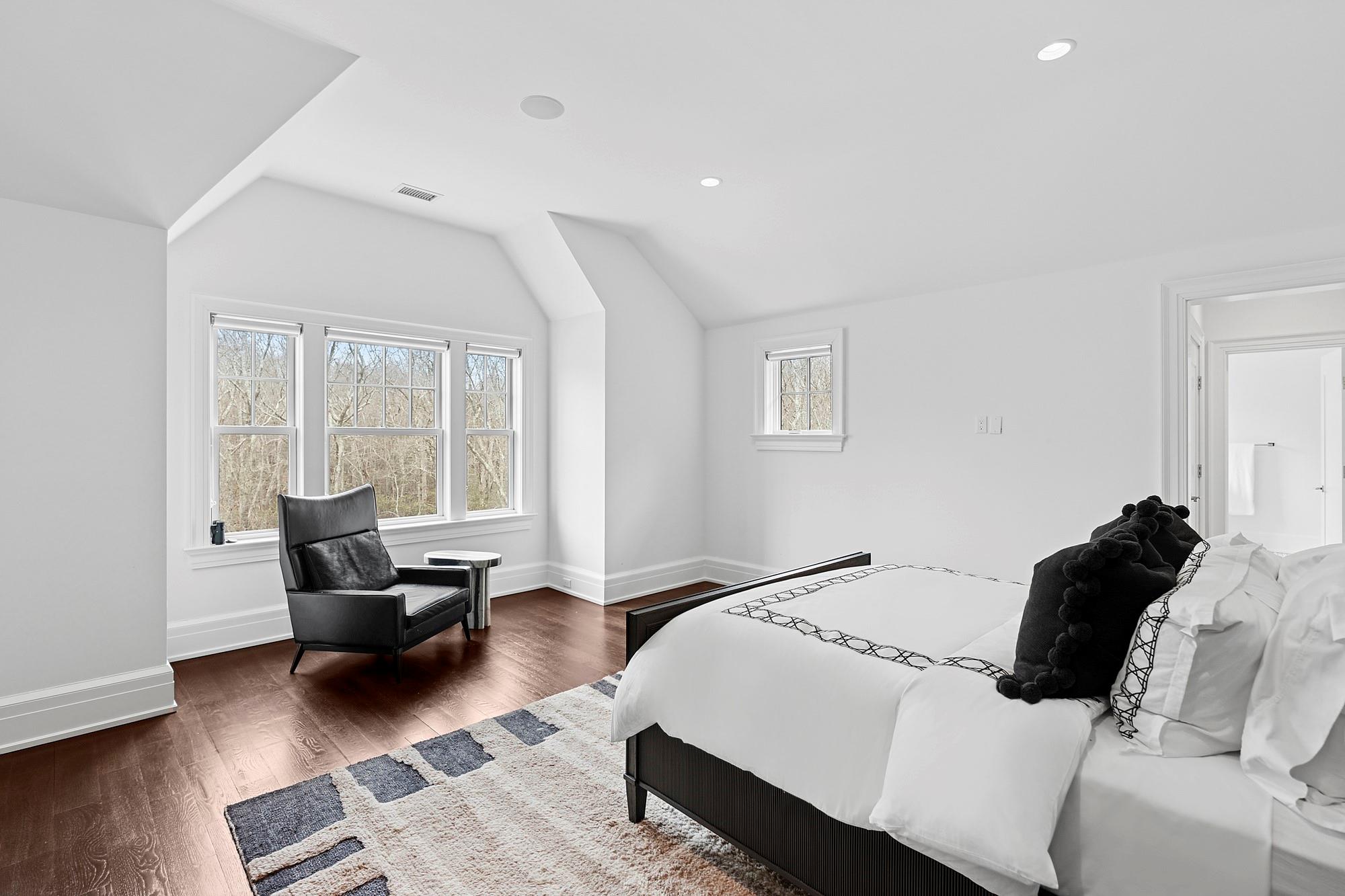 471 Middle Line Highway, Sag Harbor, New York image 20