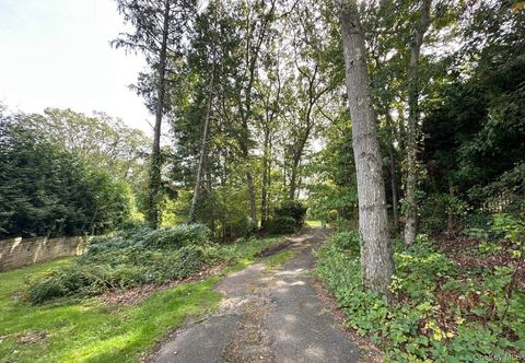 Vacant Land For Sale - 55 Juneau Boulevard<br/> Woodbury, NY 11797