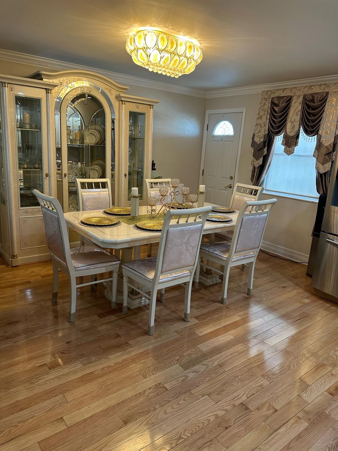 2227 Turnbull Avenue, Bronx, New York image 10