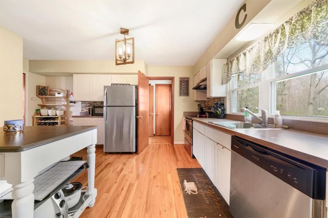 40 Mountain View Terrace, Walden, New York image 11