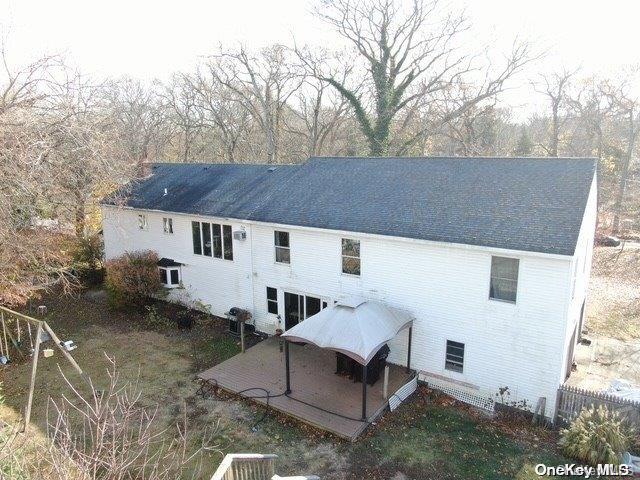 9 Deep Valley Drive, Sound Beach, New York image 6