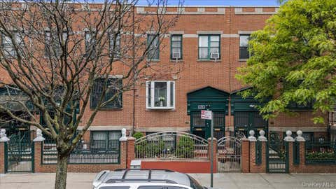 Multifamily For Sale - 320 Marion Street<br/> Brooklyn, NY 11233