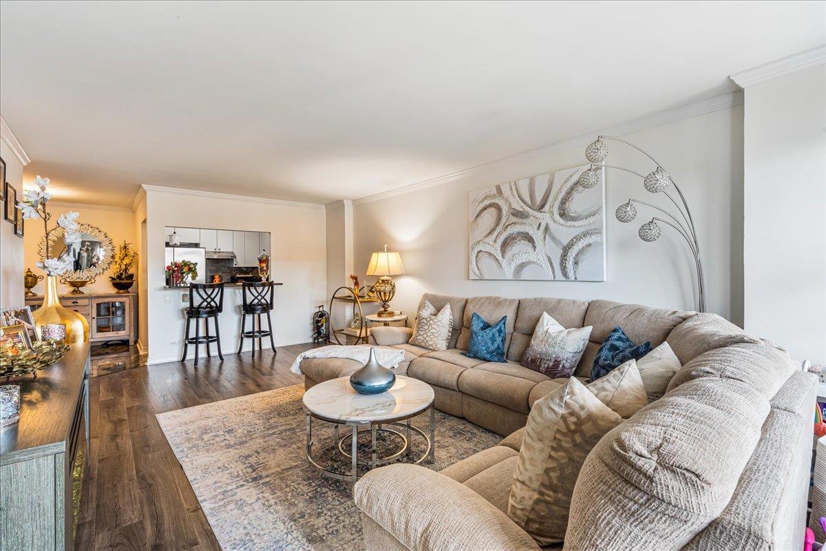 17-85 215 Street 16J