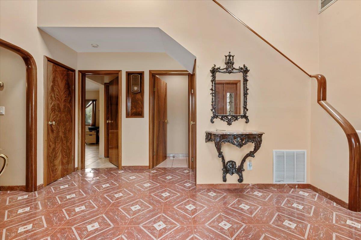 4520 Merrick Road, Massapequa, New York image 7