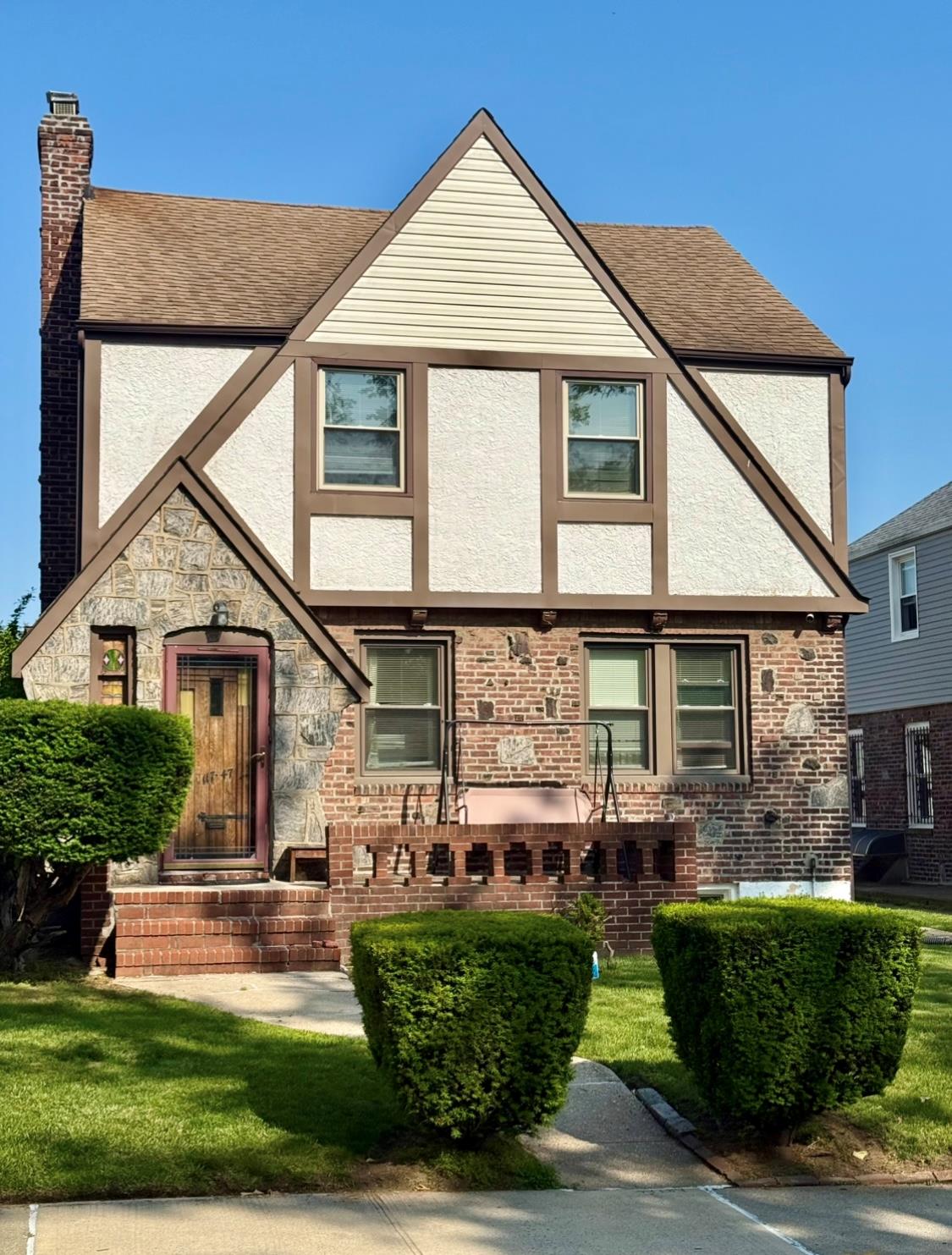 Property for Sale at 222nd Street, Cambria Heights, Queens, NY - Bedrooms: 3 
Bathrooms: 1 
Rooms: 7  - $749,000