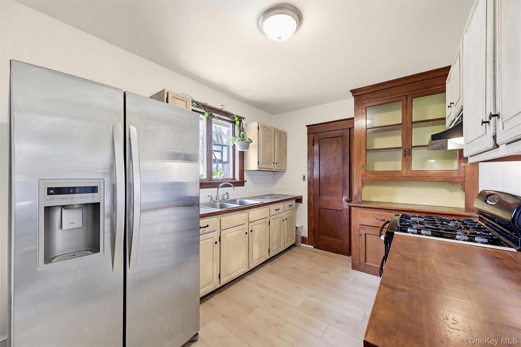 Photo of 1379 Route 44, Pleasant Valley, NY 12569 (MLS # 988524)