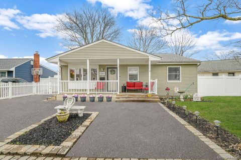 11 Nehring Avenue Babylon NY 11702