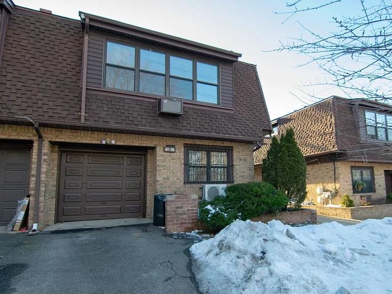 Rental Property at 233rd Street 1, Bayside, Queens, NY - Bedrooms: 3 
Bathrooms: 3 
Rooms: 8  - $3,500 MO.