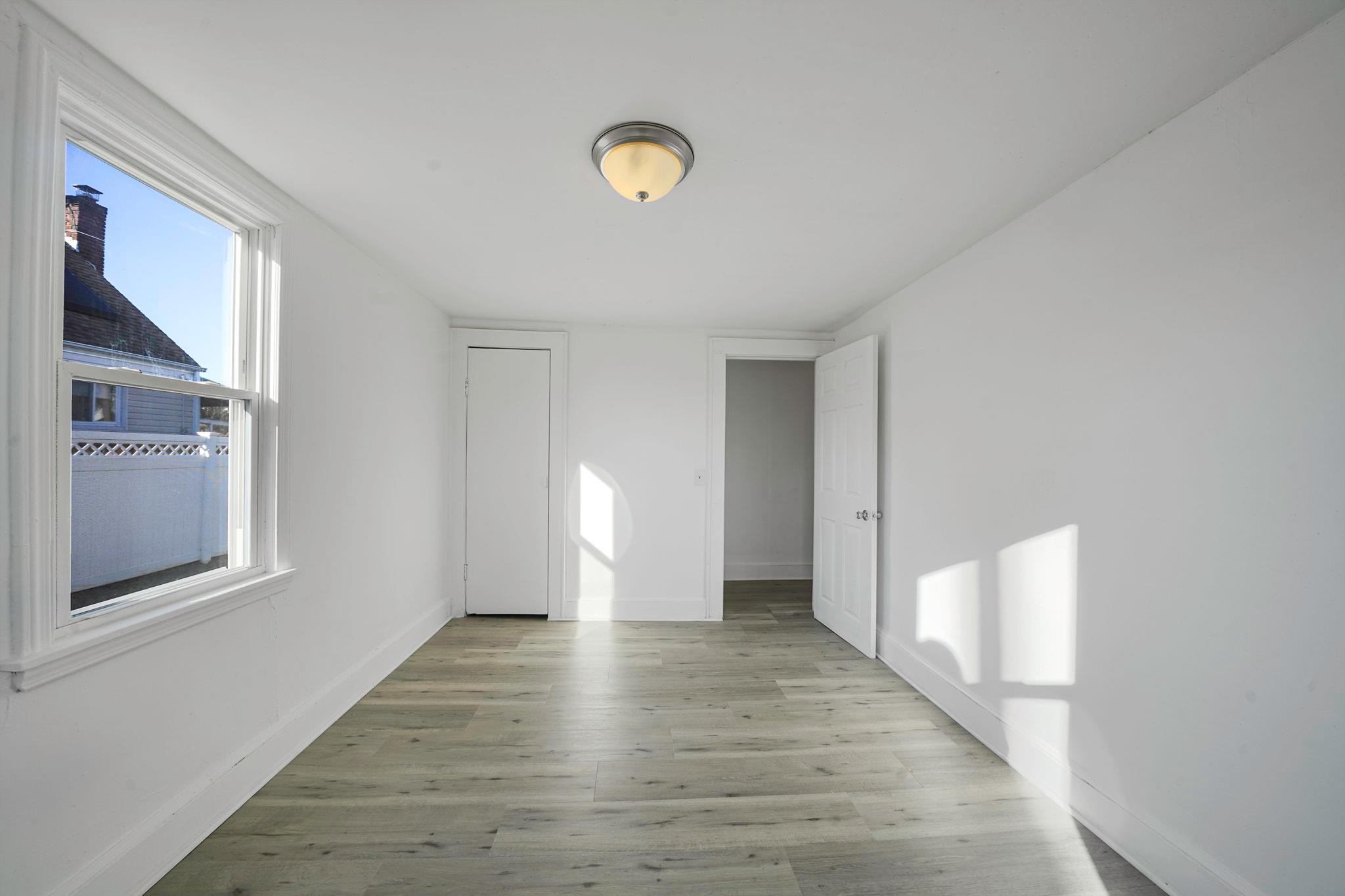 395 Dante Avenue, Babylon, New York image 11