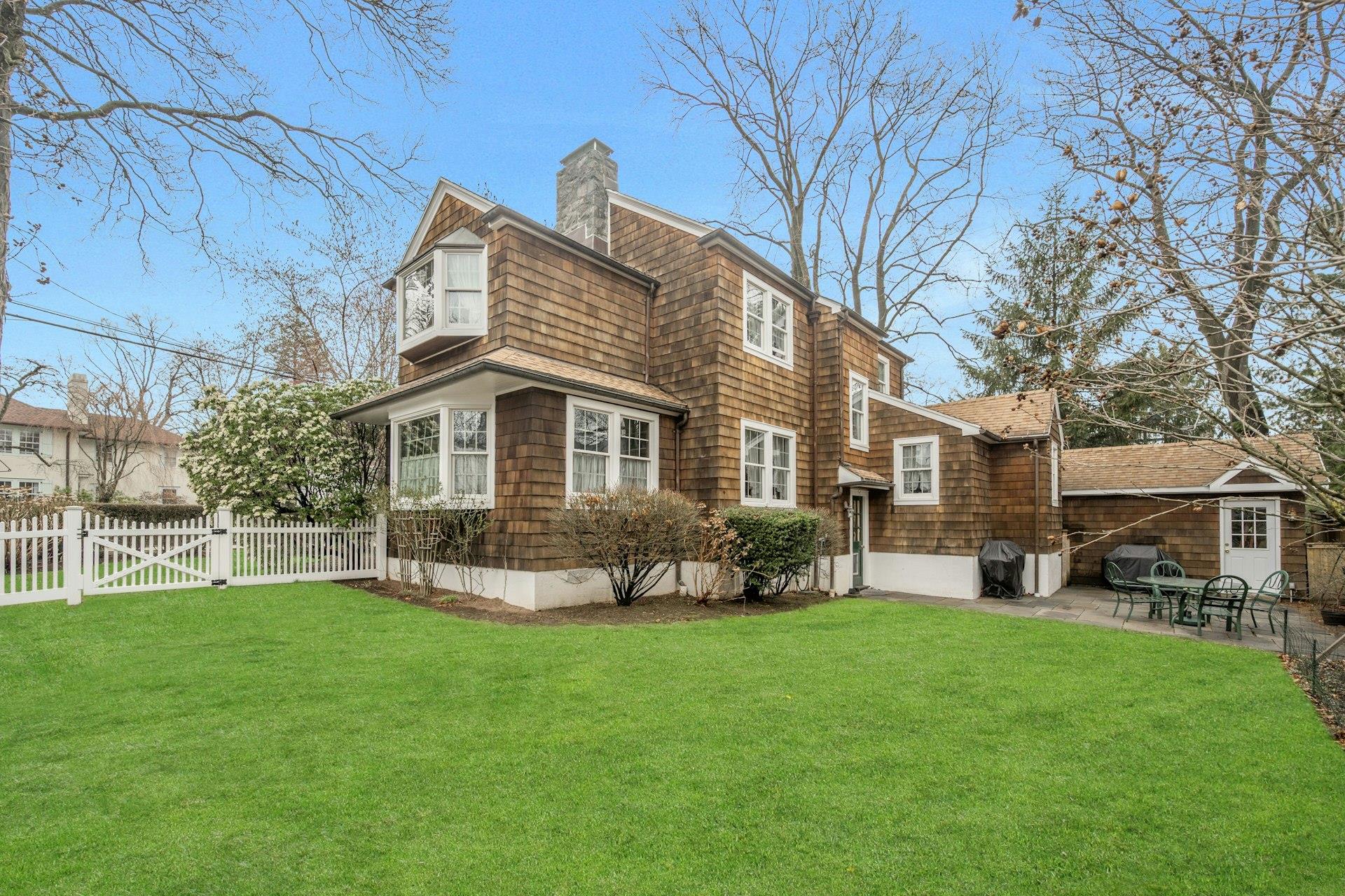343 Rye Beach Avenue, Rye, New York image 29