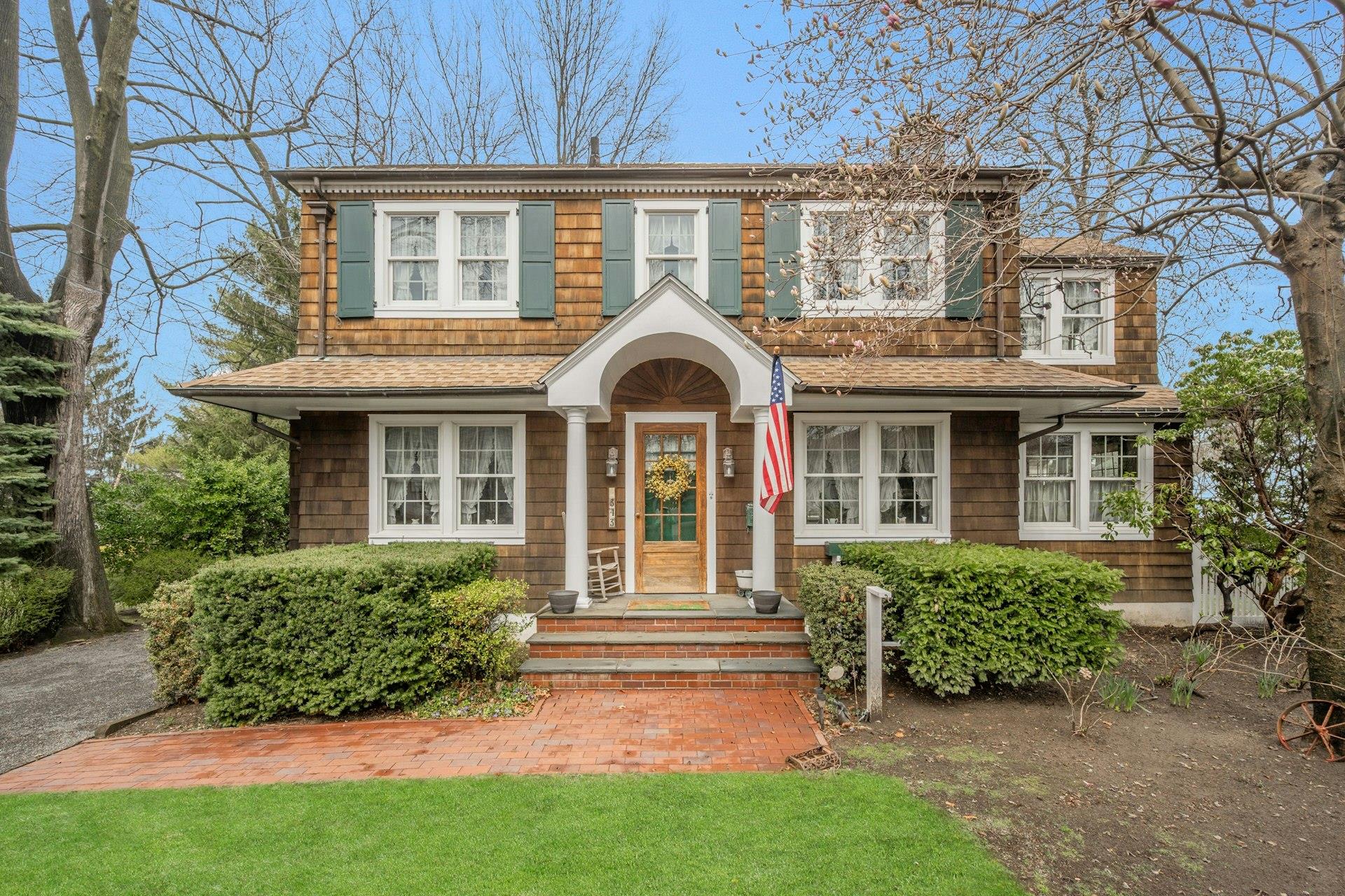 343 Rye Beach Avenue, Rye, New York image 1