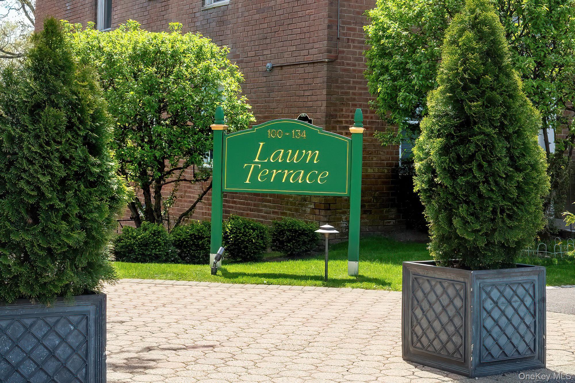 102 Lawn Terrace 2B