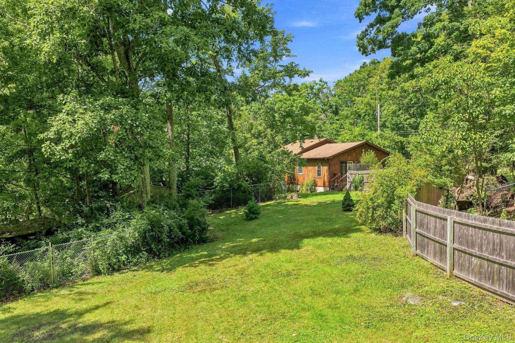 49 Maple Trail