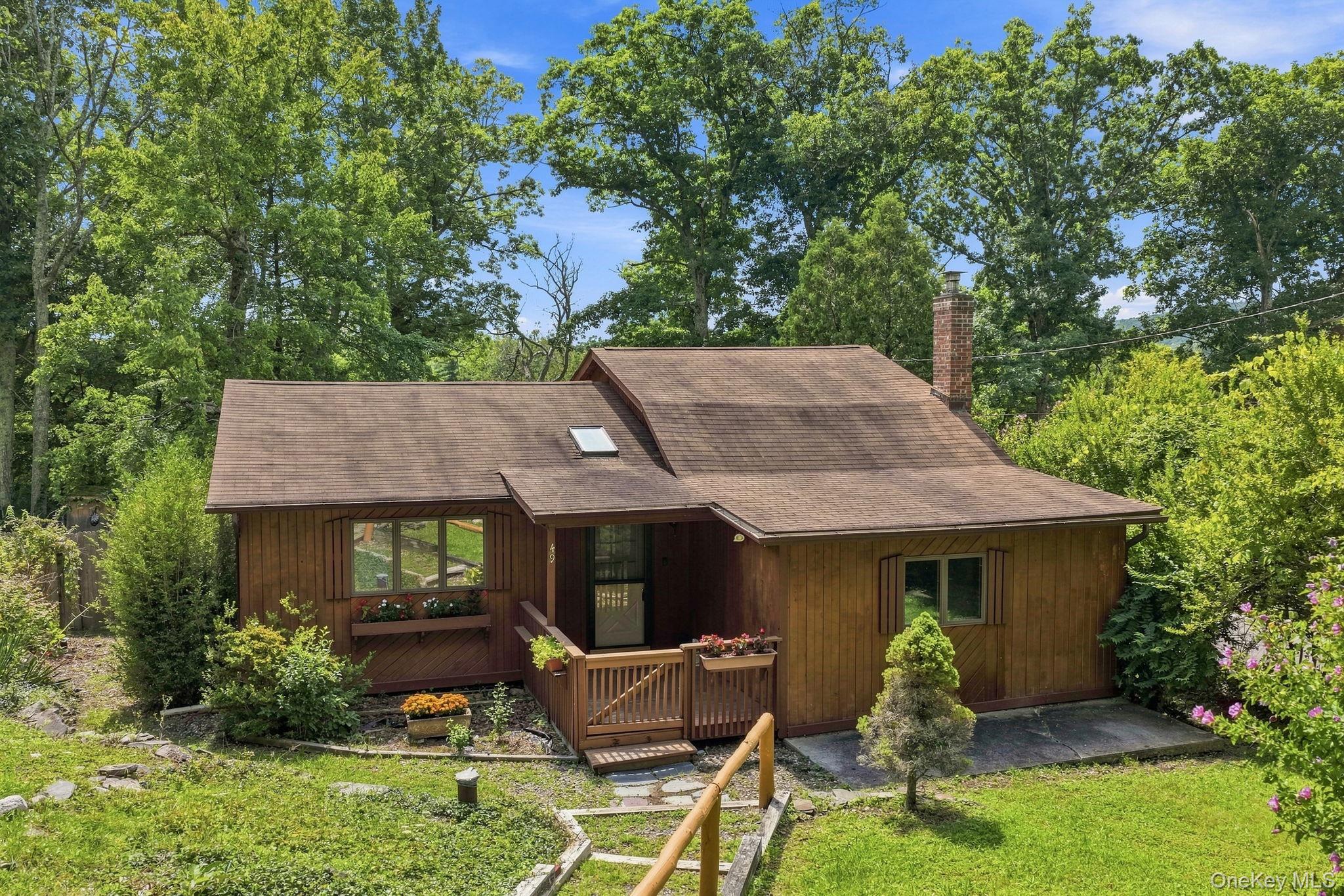 49 Maple Trail