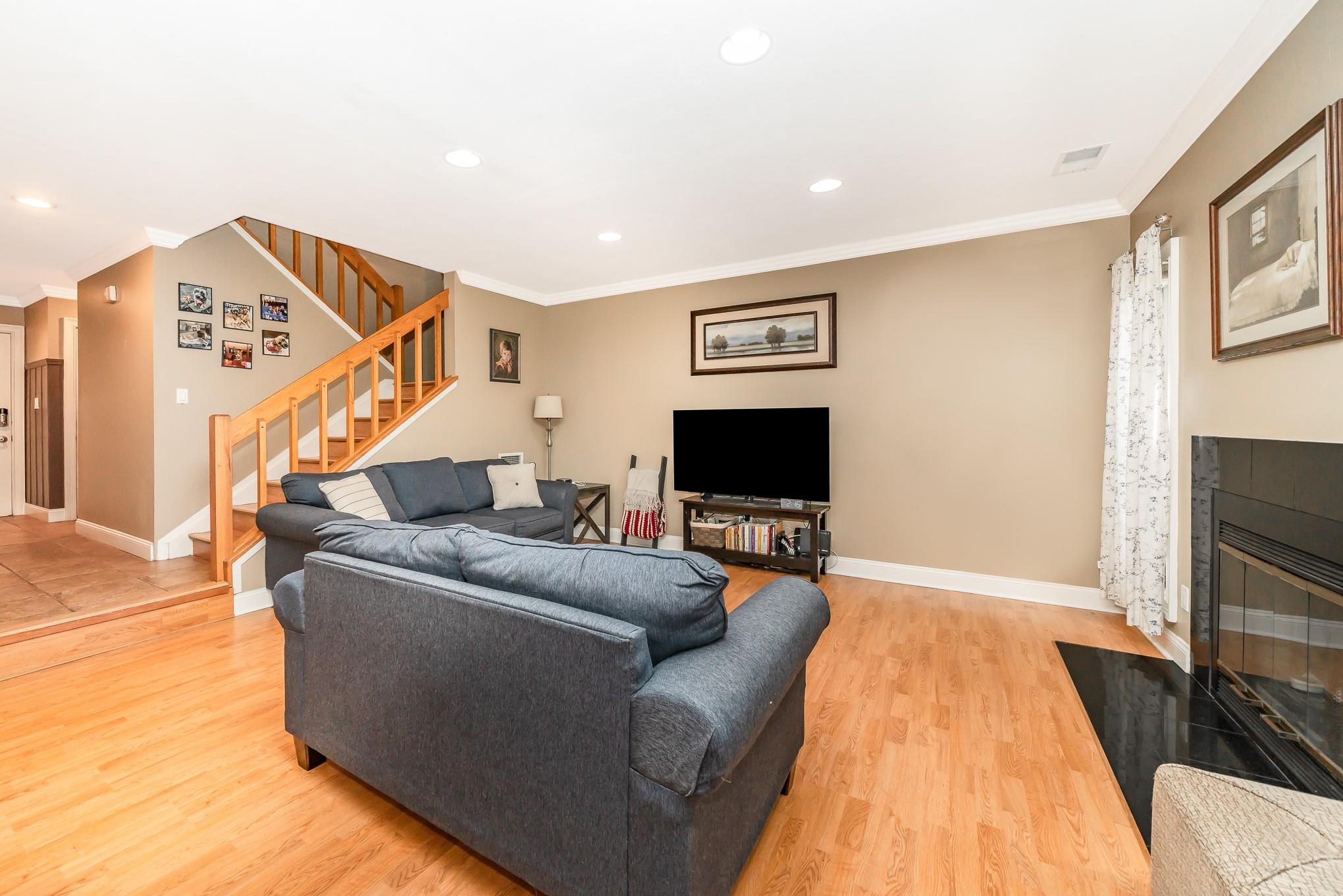 30 Kristin Lane, Hauppauge, New York image 12