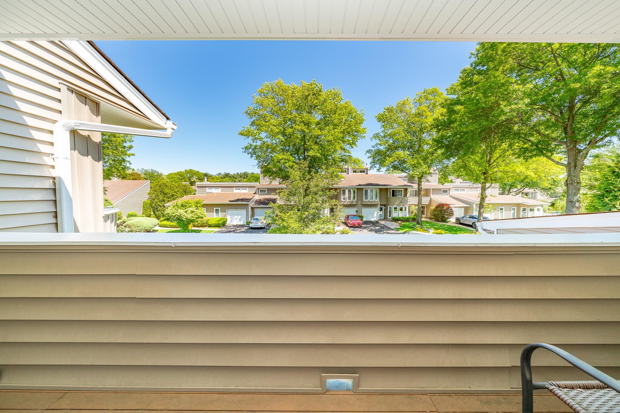 30 Kristin Lane, Hauppauge, New York image 17