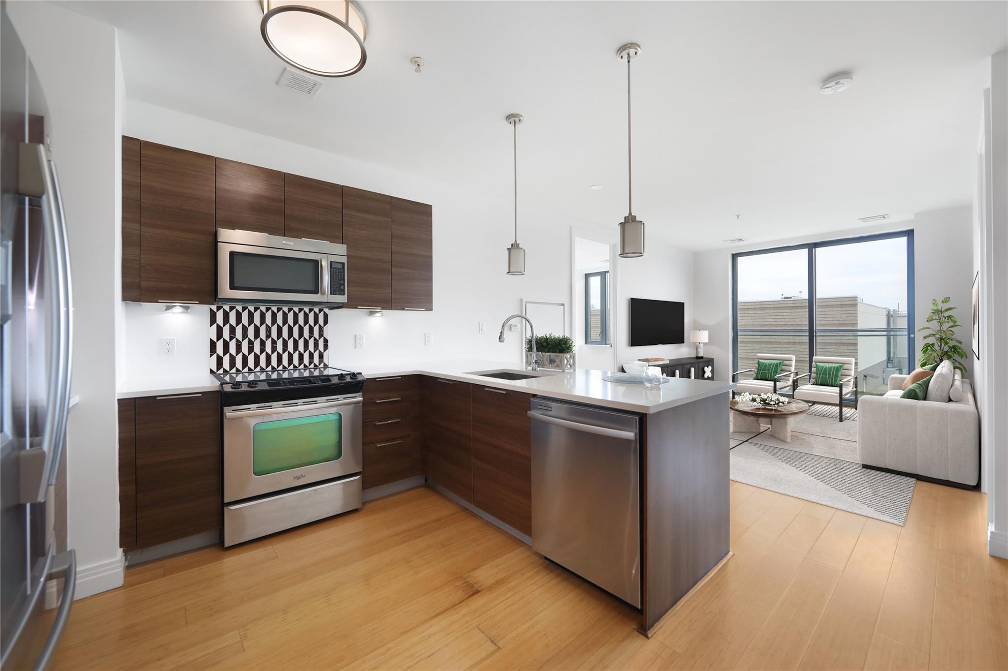 Photo 1 of Ridge Hill Boulevard 12I, Yonkers, New York, $585,000, Web #: 860984