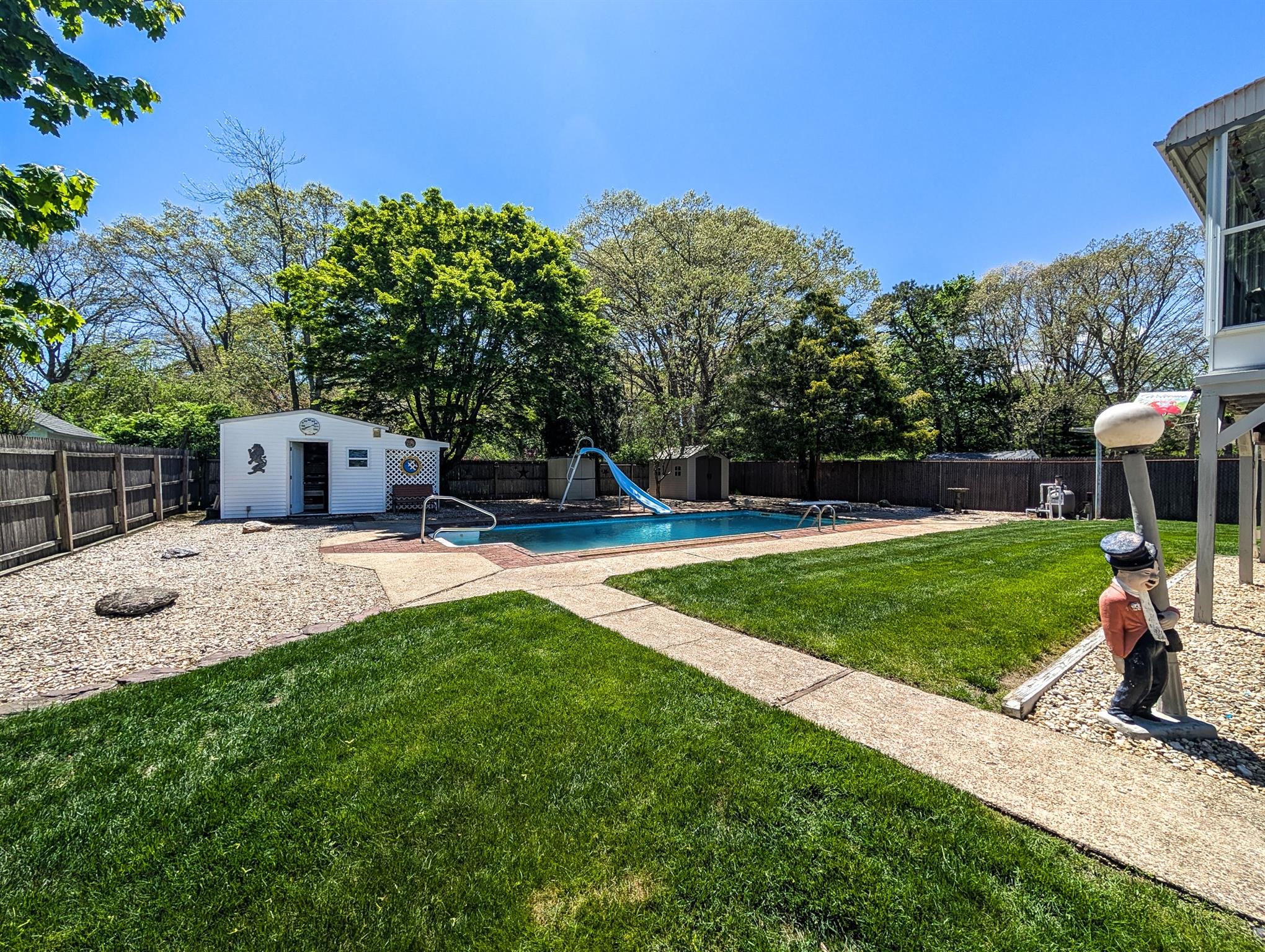 40 E Belmont Street, Bay Shore, New York image 27