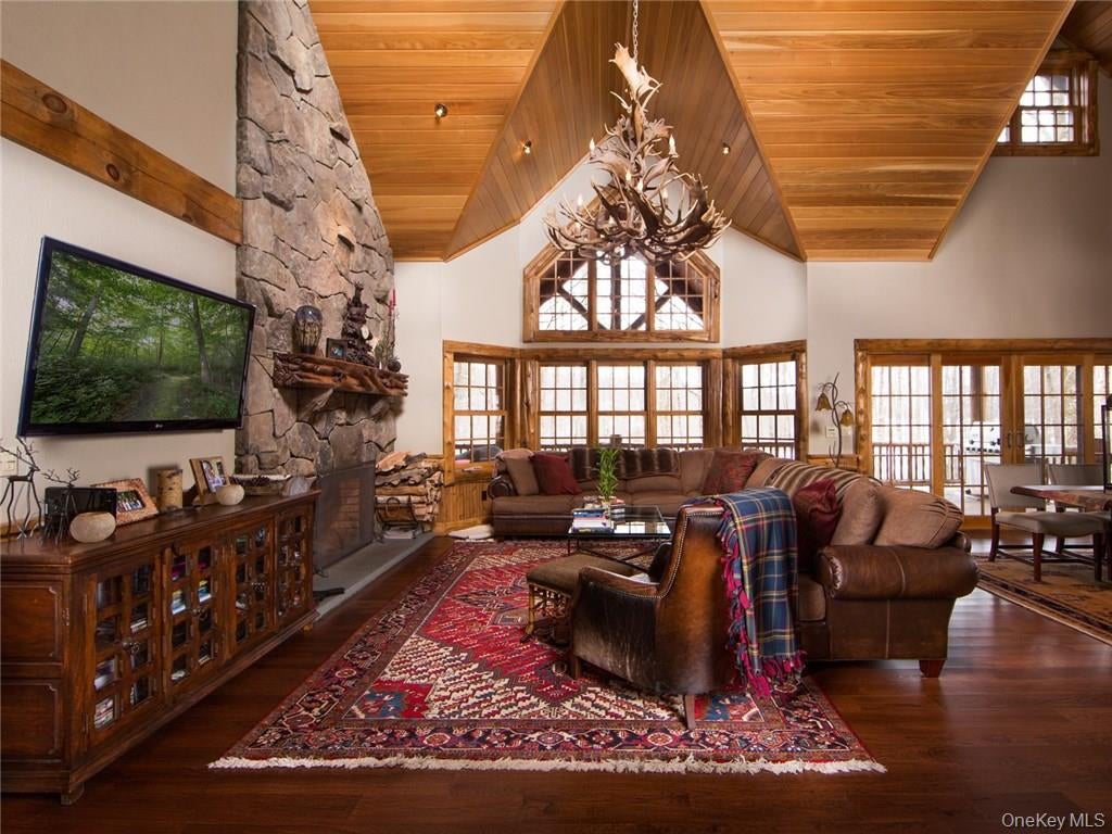 Photo of 47 Sunrise PT, Bethel, NY 12720 (MLS # 1045781)