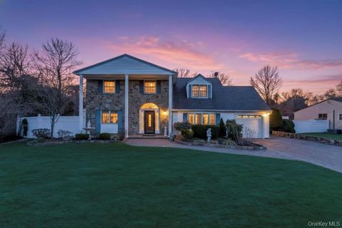 Photo of 17 Wall Street, Port Jefferson Station, NY 11776 (MLS # 947856)