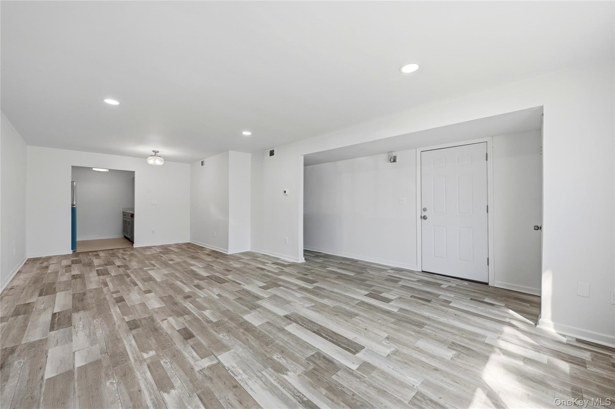 1901 Cortland Drive 19A