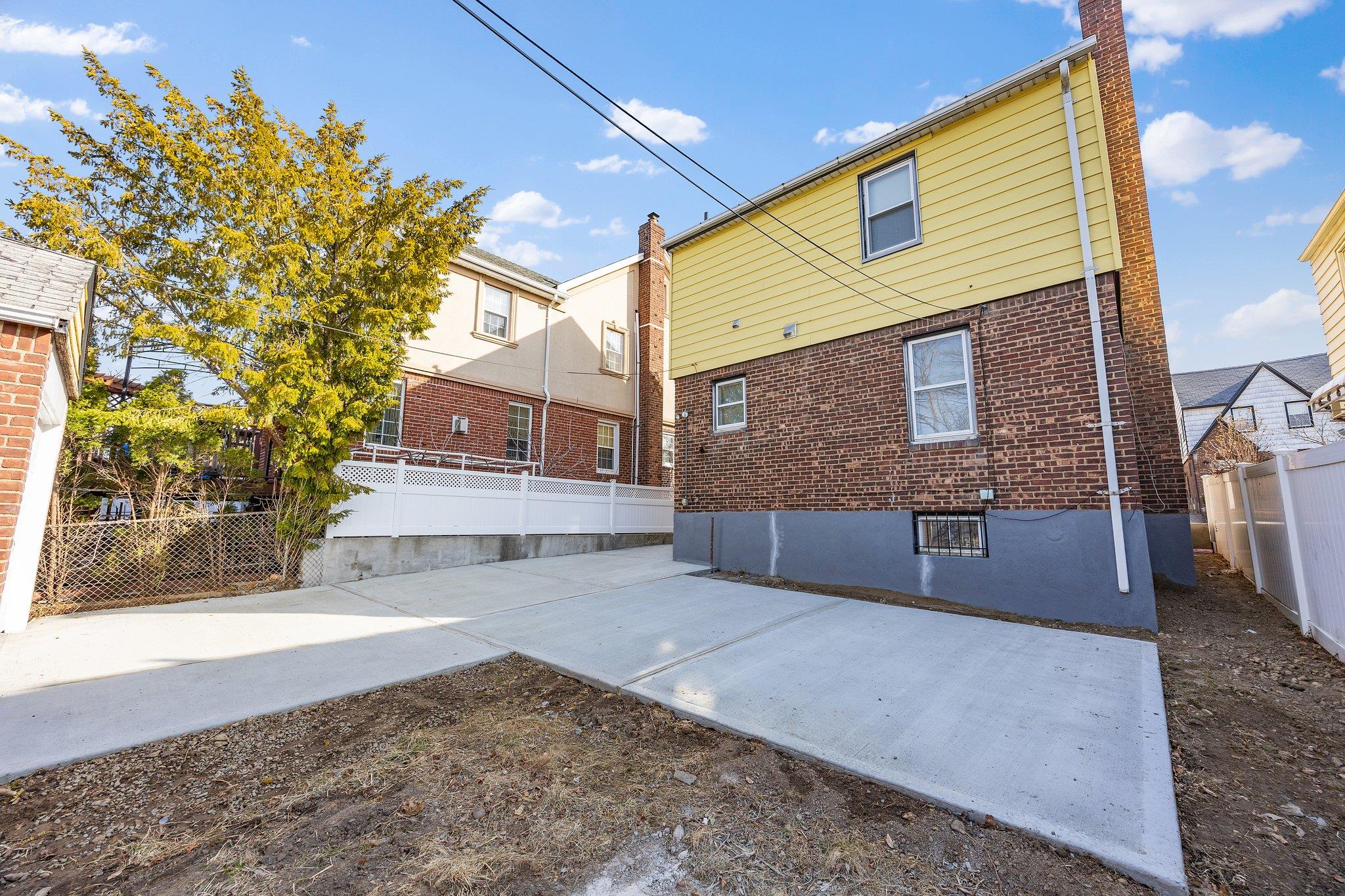 15-42 145th Place, Whitestone, New York image 24